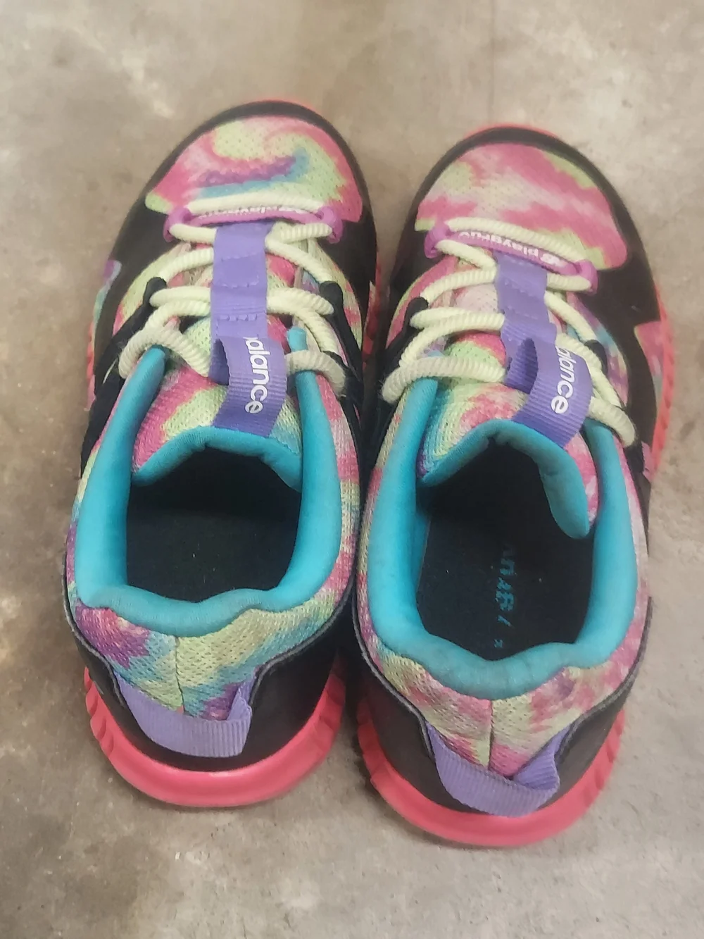 New Balance Kids Size 2.5 Tie-Dye Pink & Teal Athletic Shoes